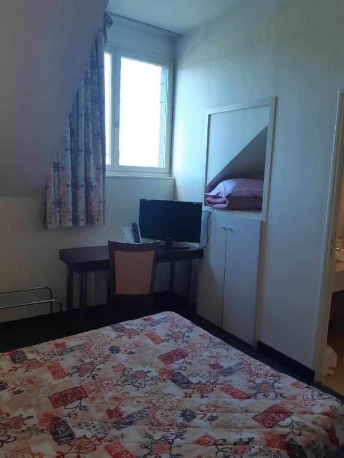 Hotel Les Forges Noyal-sur-Vilaine Екстер'єр фото